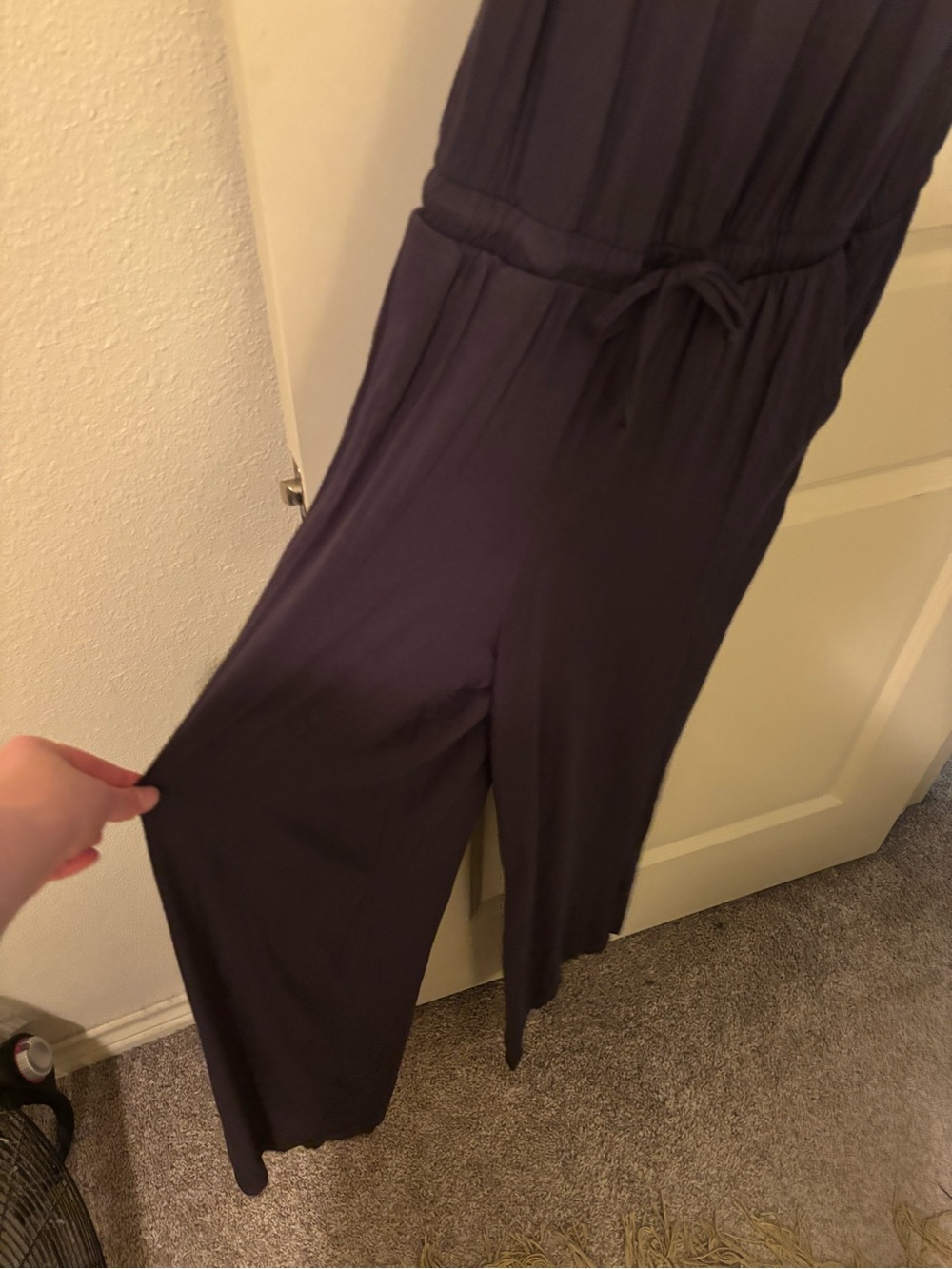 Athleta Sleeveless Black Wide-Leg Jumpsuit Super Soft Comfy Casual Size 6 - Picture 3 of 10